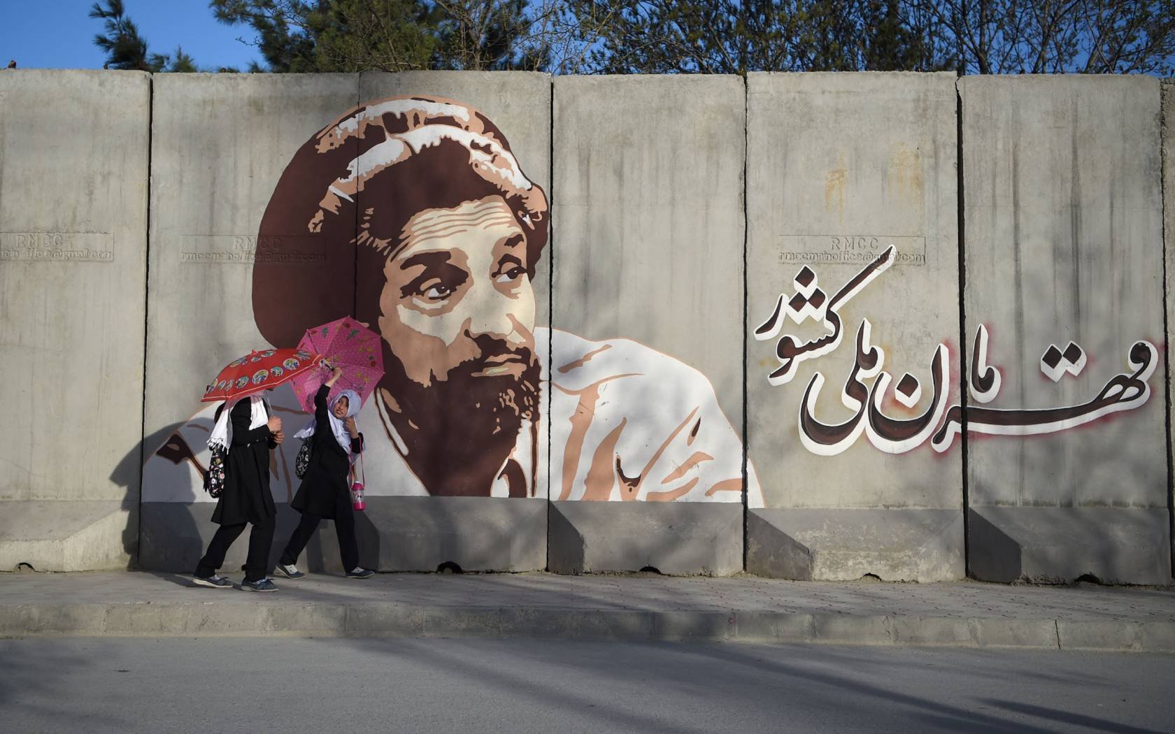 Image of Ahmad Shah Massoud on a wall in Kabul