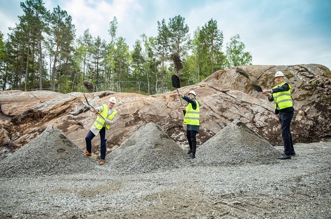 Spadtag för 300 Svanenmärkta bostäder i Vårberg!
