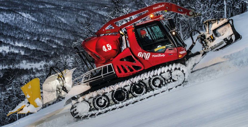 Ramundberget har fått dubbelt så mycket snö i år jämfört med tidigare säsonger – 150 centimeter. Och det har gjort att antalet gästnätter har ökat med åtta procent. 