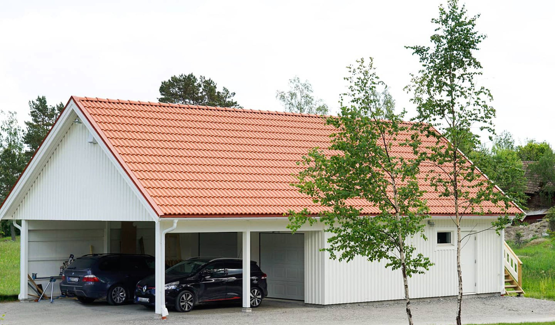 Wideblomska garaget med carport