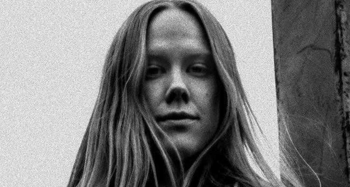 EvaSvaneblom_SvartVit