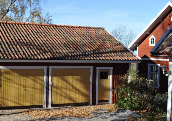 Brown aesthetic matching double port and pedestrian door