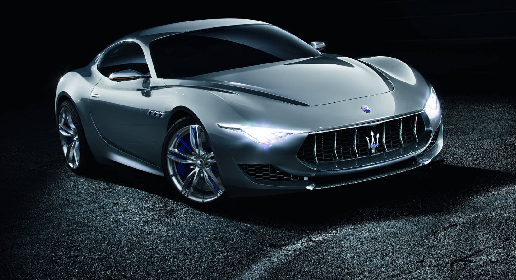 Konceptbilen Maserati Alfieri kan komma med eldrift, säger Fiat Chryslers vd Sergio Marchionne.