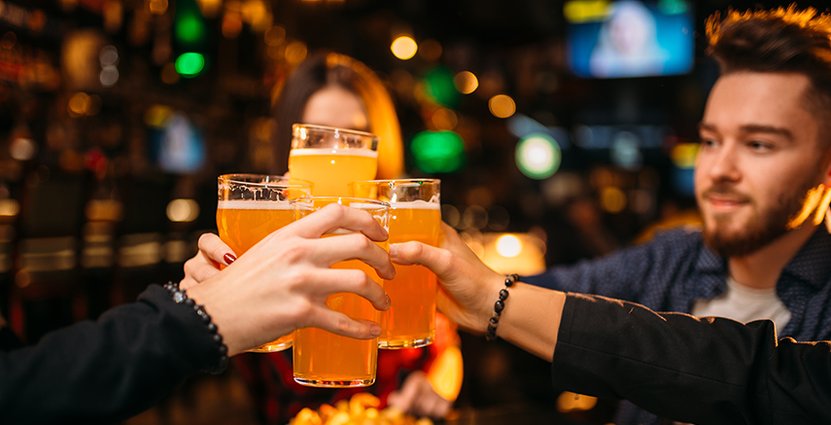 En ny novus-undersökning visar att stockholmarna längtar efter att få gå på nattklubb. Foto: Colorbox