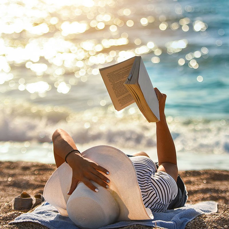 Beach reads! 8 böcker att ta med till stranden