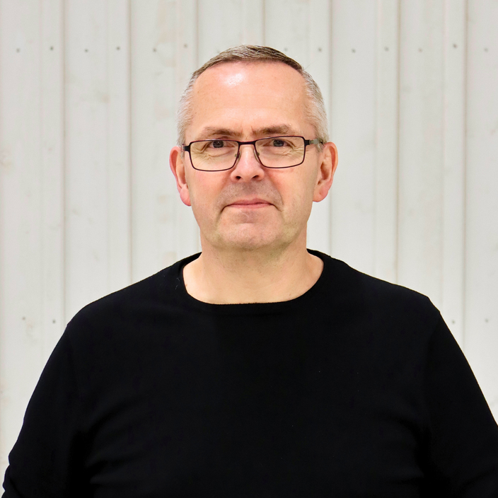 Tomas Uhlin- Skidstahus