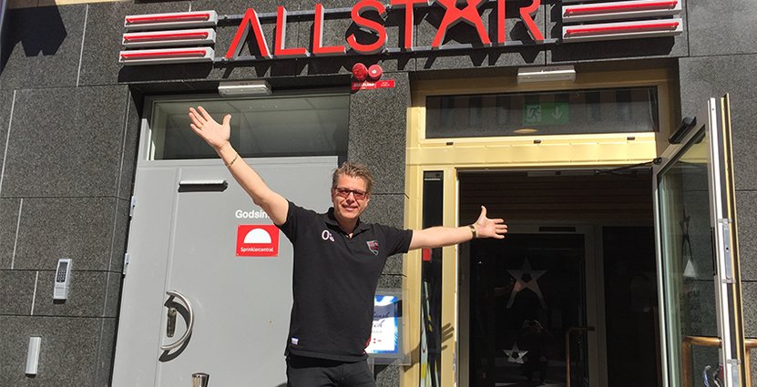 Mathias Madsen som river sportbaren Allstar drömmer om ett Östersund som aldrig sover och där krogarna tillåts ha öppet dygnet runt vid speciella evenemang. 