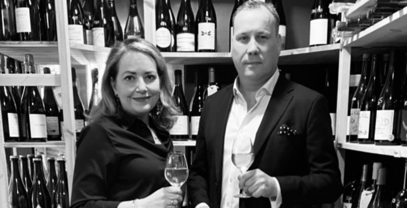 Vinentusiasterna Anja Nordberg Sonesson och David Blomgren står bakom Vindestination Skåne. Foto: Amanda Wätthammar