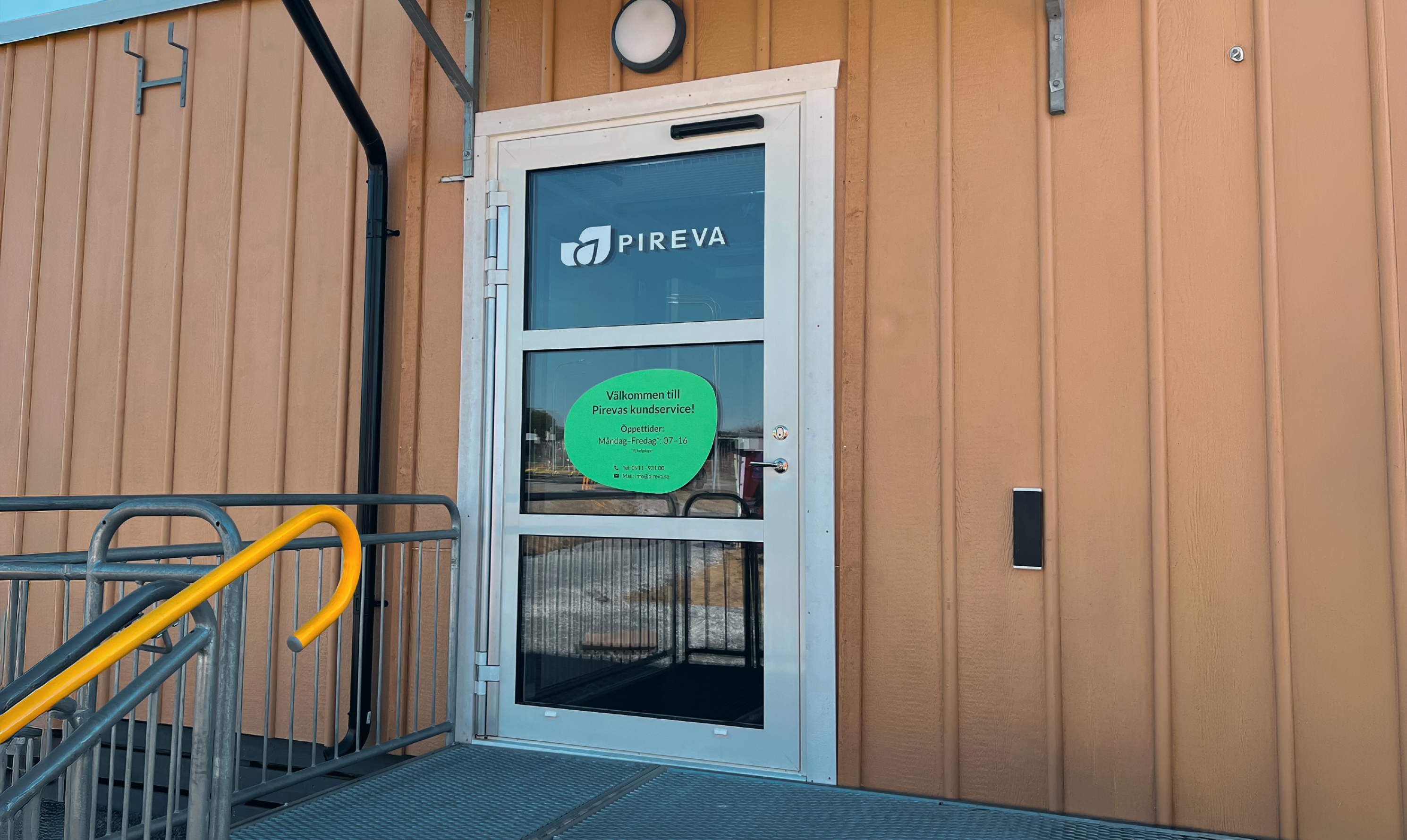 Kundservice entr&eacute; i modulerna.