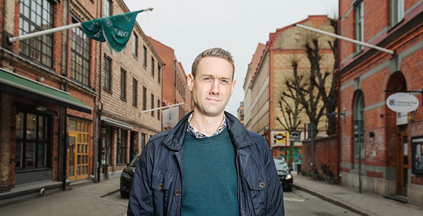 Jonas Öjvik, krögare på Byns Bistro, är en veteran i Göteborgs krogvärld. Nu har han hamnat mitt i ett av stans hetaste restaurangstråk, som blir gågata på somrarna. 