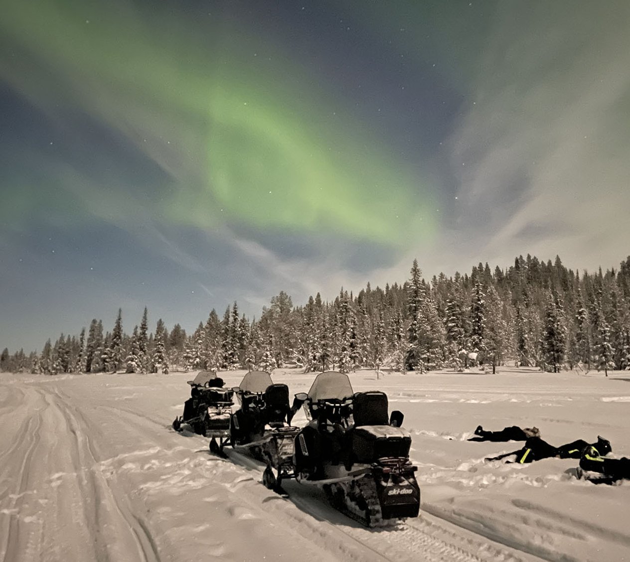 Paradise Lapland skotertur norrsken