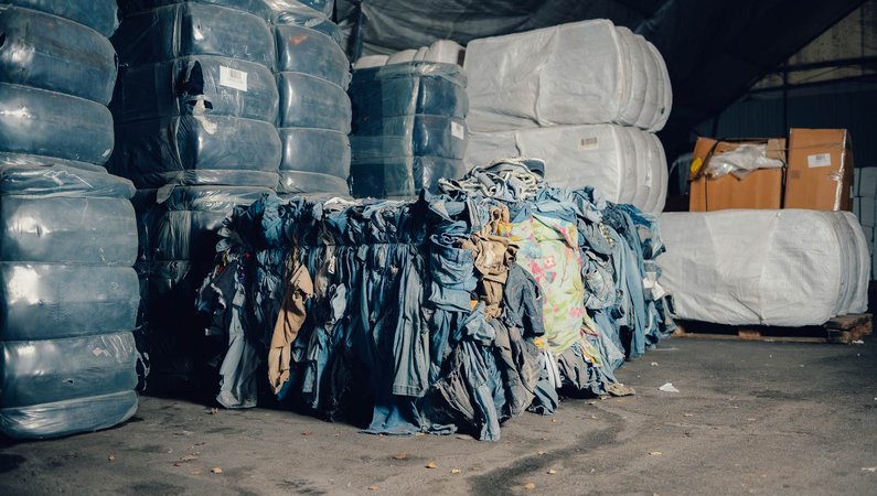 Renewcells affärsidé är att ge förbrukade textiler nytt liv. Foto: Alexander Donka