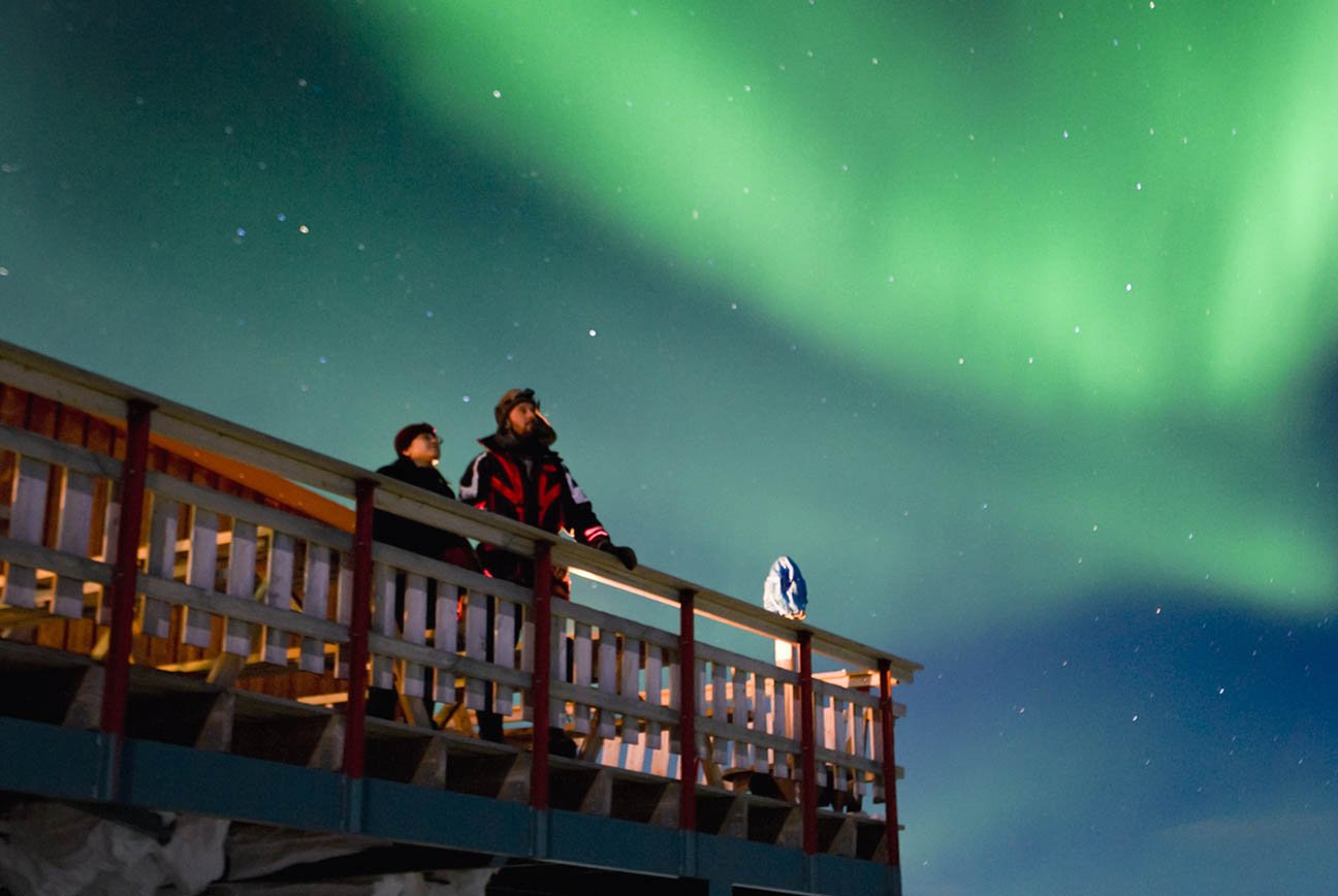 Balkongen Aurora Sky Station i Abisko norrskensupplevelse