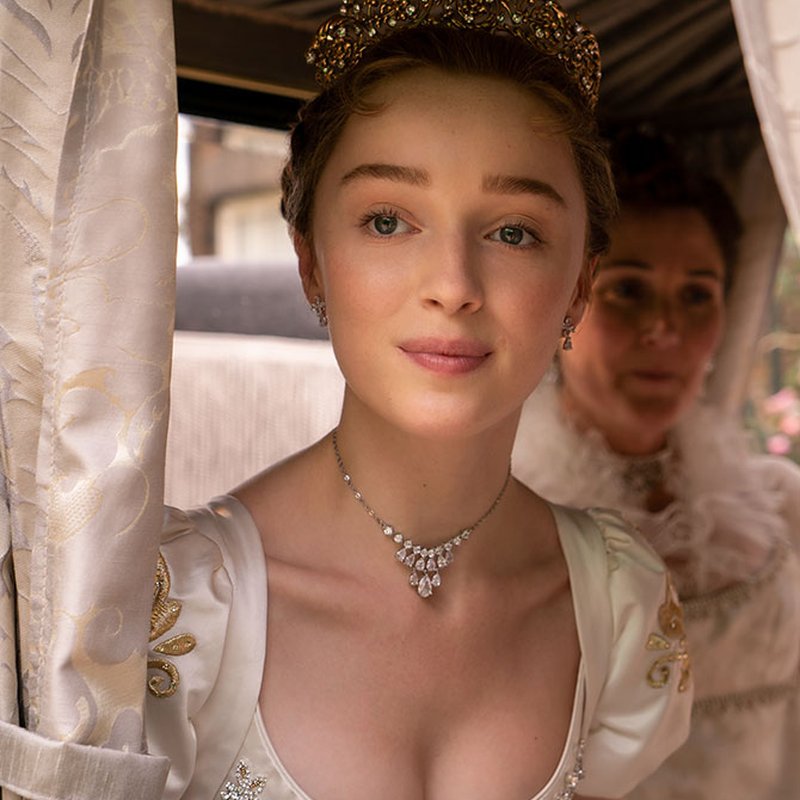 Jane Austen möter Bridget Jones – lär känna familjen Bridgerton