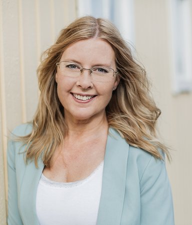 Caroline Säfstrand: ”Jag vill boosta läsaren och visa att livet går att förändra”