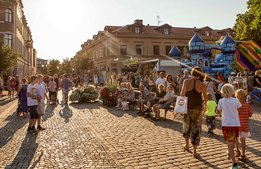 Turister i september – nu blir Varbergs sommar längre