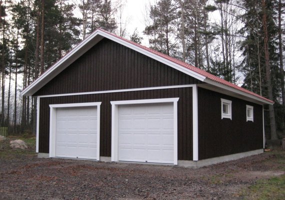 Dark brown garage solution with windowed side