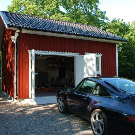 Customer storage solution for a porsche