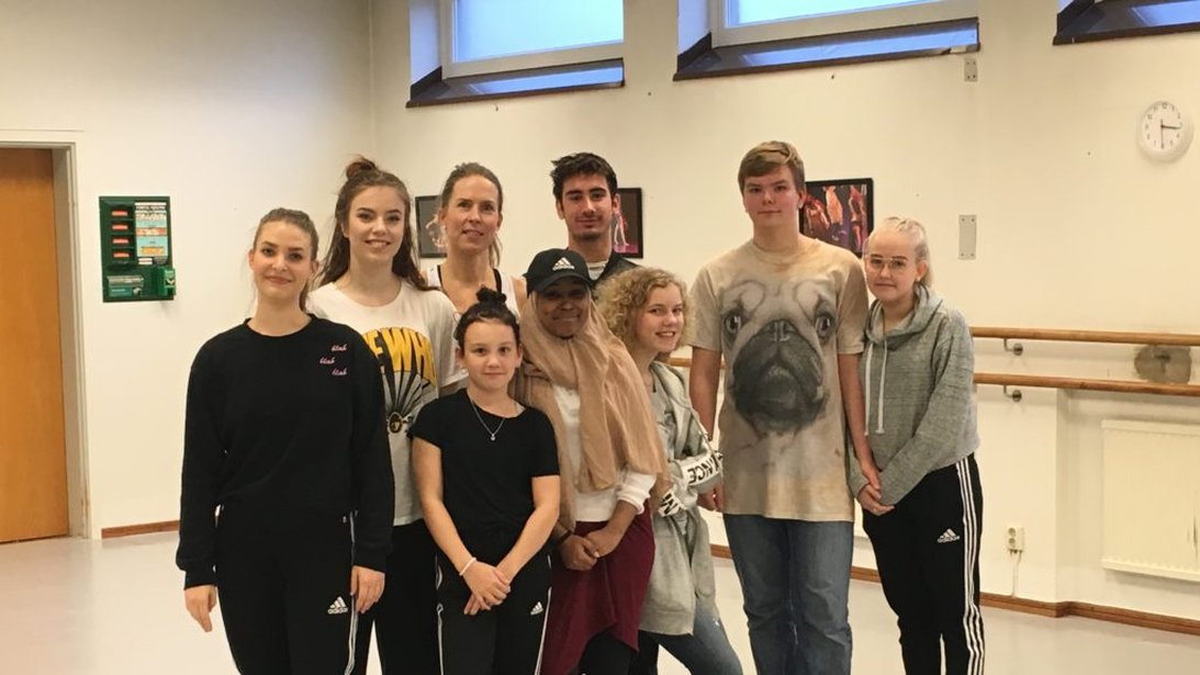 DINs-Ungdanskompani-2017_12