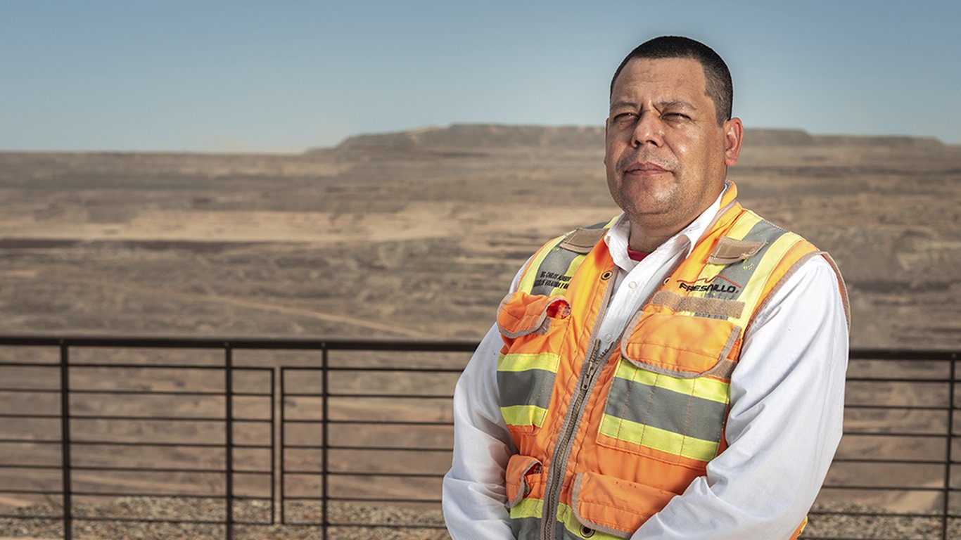 <p>For Carlos Alberto Torres Gámez, the mine drill and blast chief at La Herradura, safety is of utmost importance.</p>
