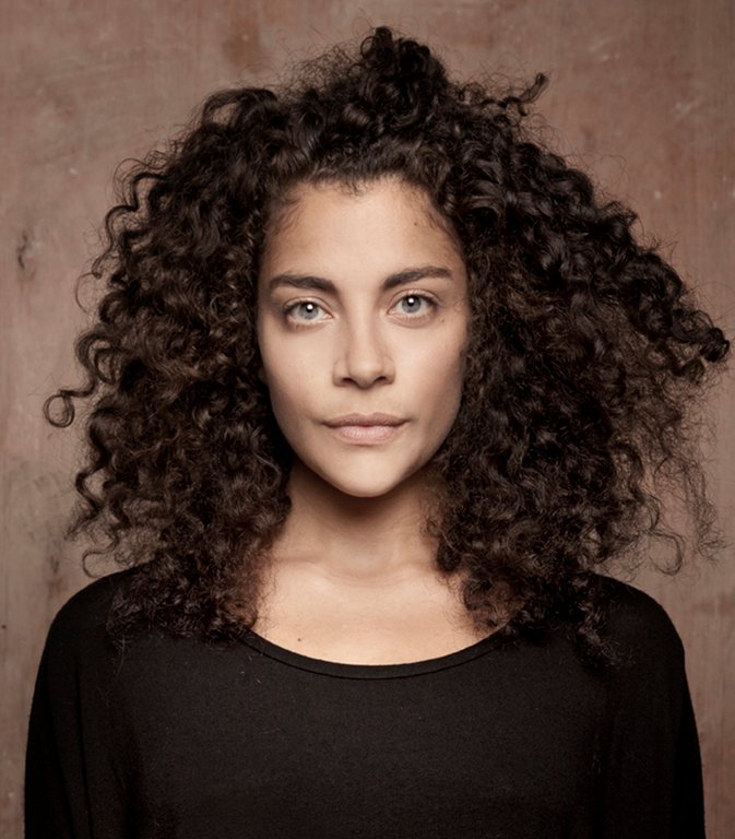 31 kända föräldrar: Så läser vi med våra barn