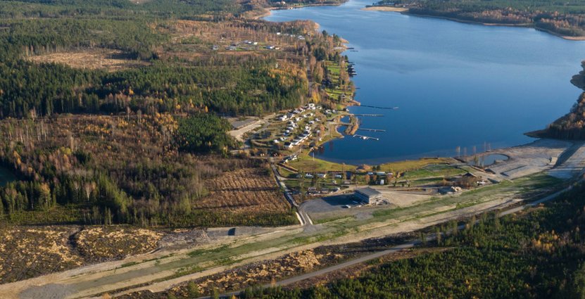 Flygbild över Åviken Fly Camp.<br />
 Foto: Pressbild.