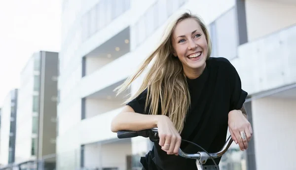 Damesykkelen som forsvant - Maria fikk dekket egenandelen på 900 kroner med Mysafety Egenandelsforsikring Bolig
