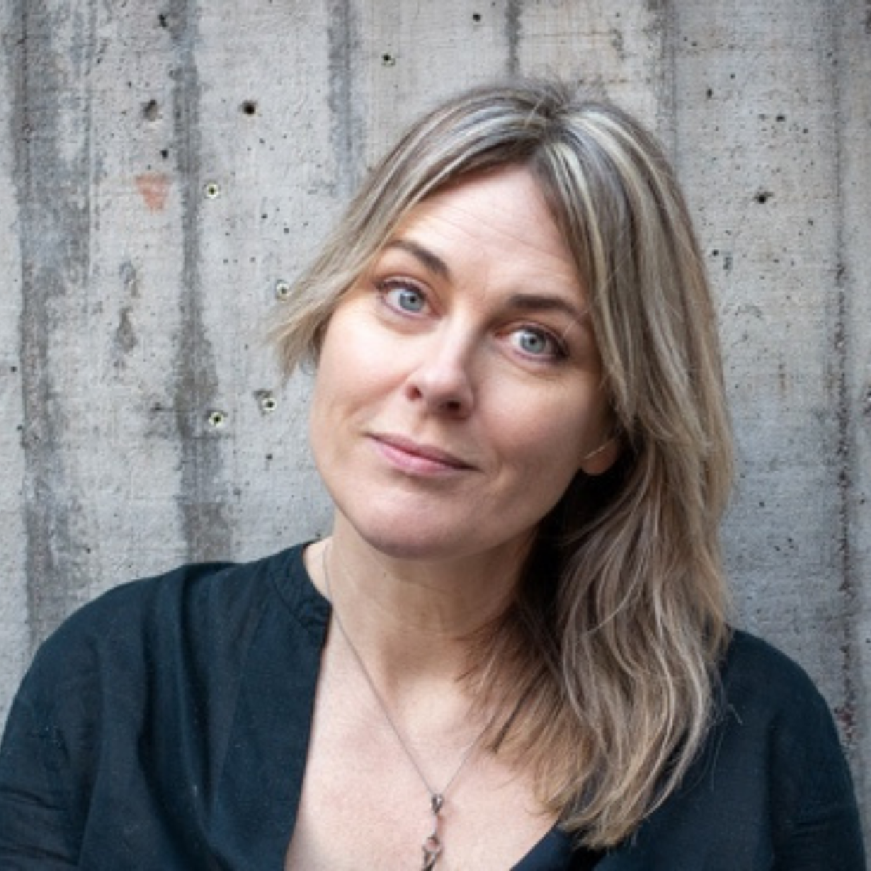 Dr Rebecka Ångström