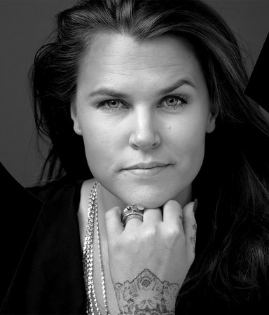 Kända mammor skriver brev till sina döttrar