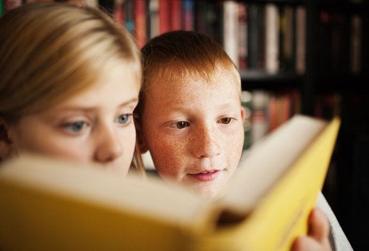 8 b&ouml;cker att l&auml;sa i p&aring;sk