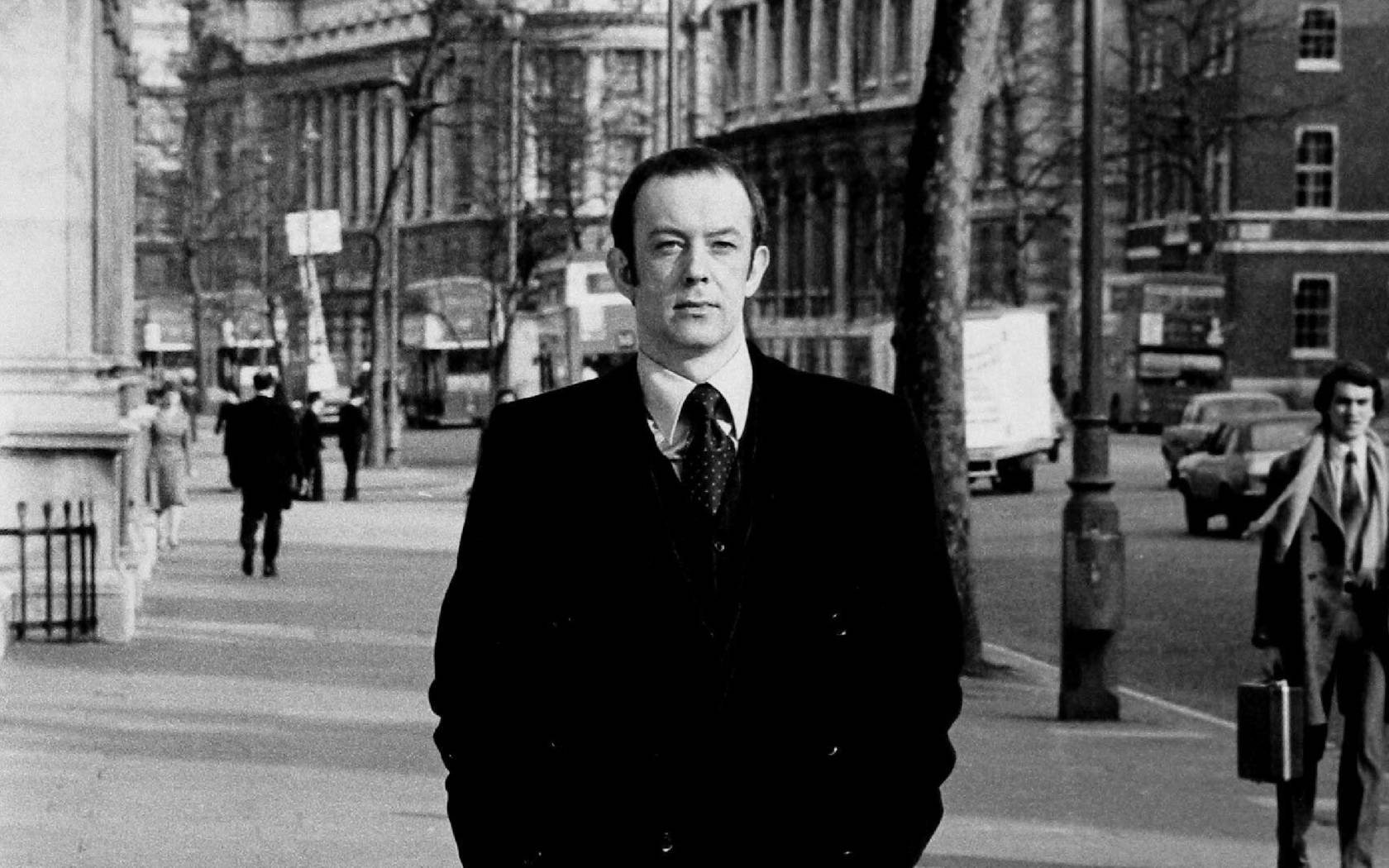 Roy Marsden as Neil Burnside in The Sandbaggers.