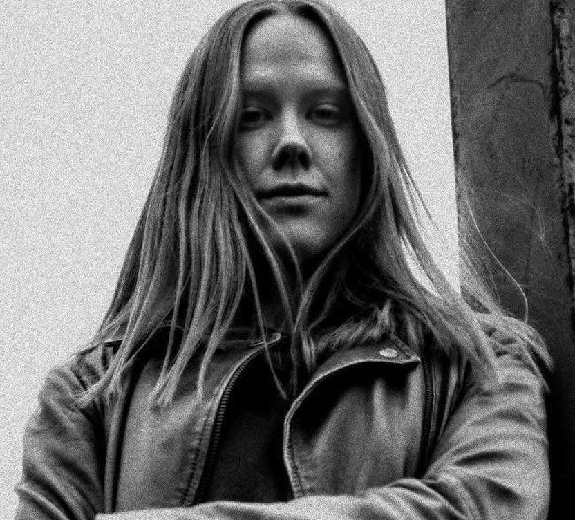 EvaSvaneblom_SvartVit