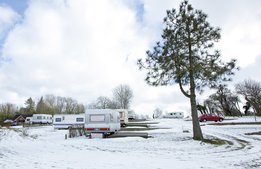 Husbilsentusiaster toppar campingarnas vintersäsong