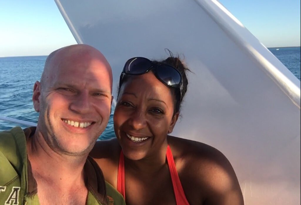 Linda och Penke kärlek träffades på jobbet ombord på båt