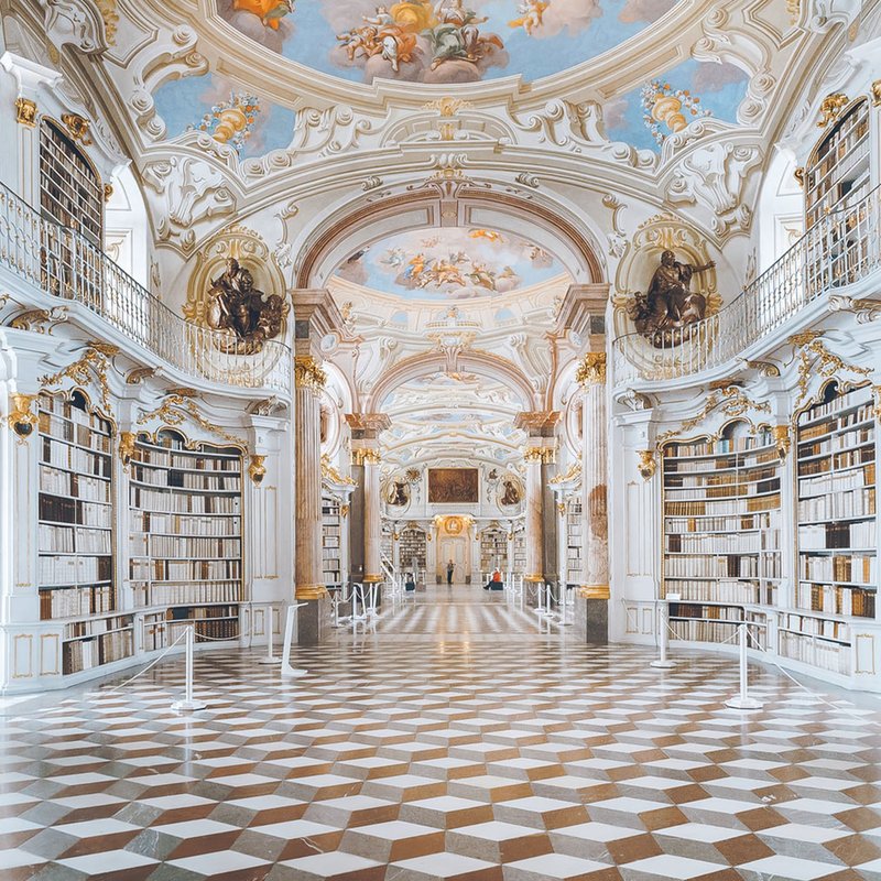 Klassiker, tweedkläder och lyckliga slut – din guide till Light Academia