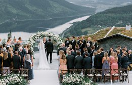 Kärleken blomstrar i fjällen – bröllop tar plats på Copperhill