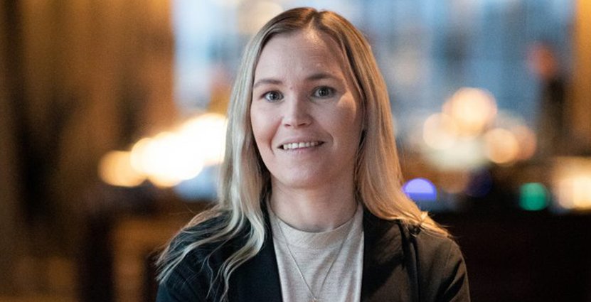 Sommelierföreningens nya ordförande Janni Berndt Dahl tycker att det <br />
är viktigt att vara en bra förebild i alla lägen. Foto: Sofia Wahlström
