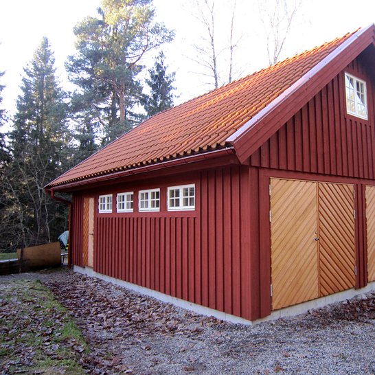 Fiskbensmönstrade portar