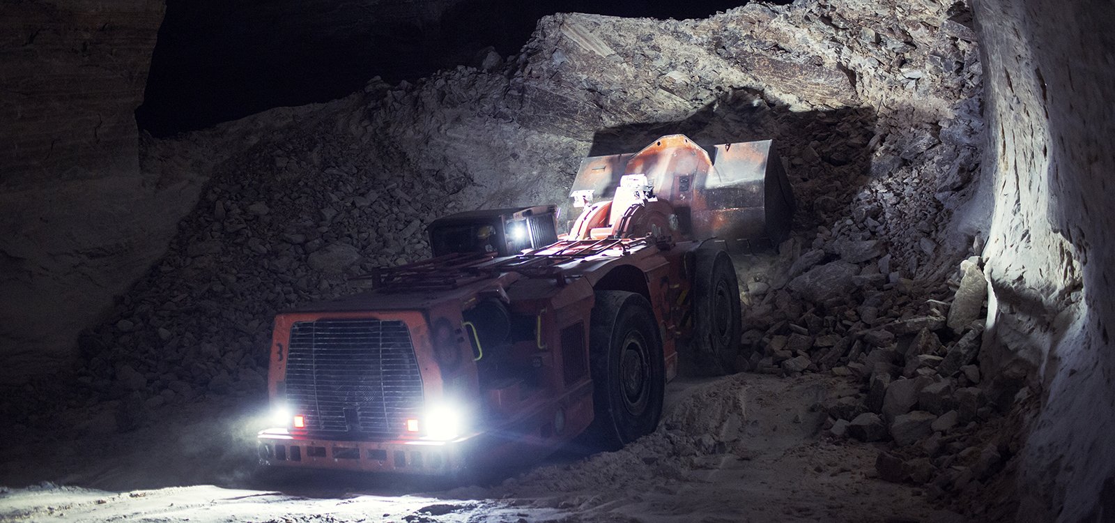 <p>In addition to a Sandvik roadheader, continuous miner and trucks, Zielitz also relies on a fleet of seven Sandvik LH621 loaders.</p>