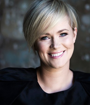 Cecelia Ahern - författaren som älskar att fly till andra världar