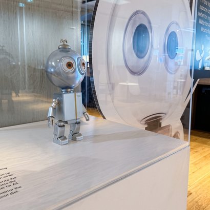 Case: Spoon Agency skapade film och en maskot för Atlas Copcos konferens.