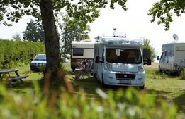 Trots kall sommar – svensk campingsommar på rekordnivå