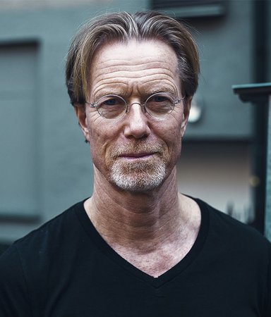 Anders Roslund: ”Jag har slutat oroa mig över mitt eget liv”