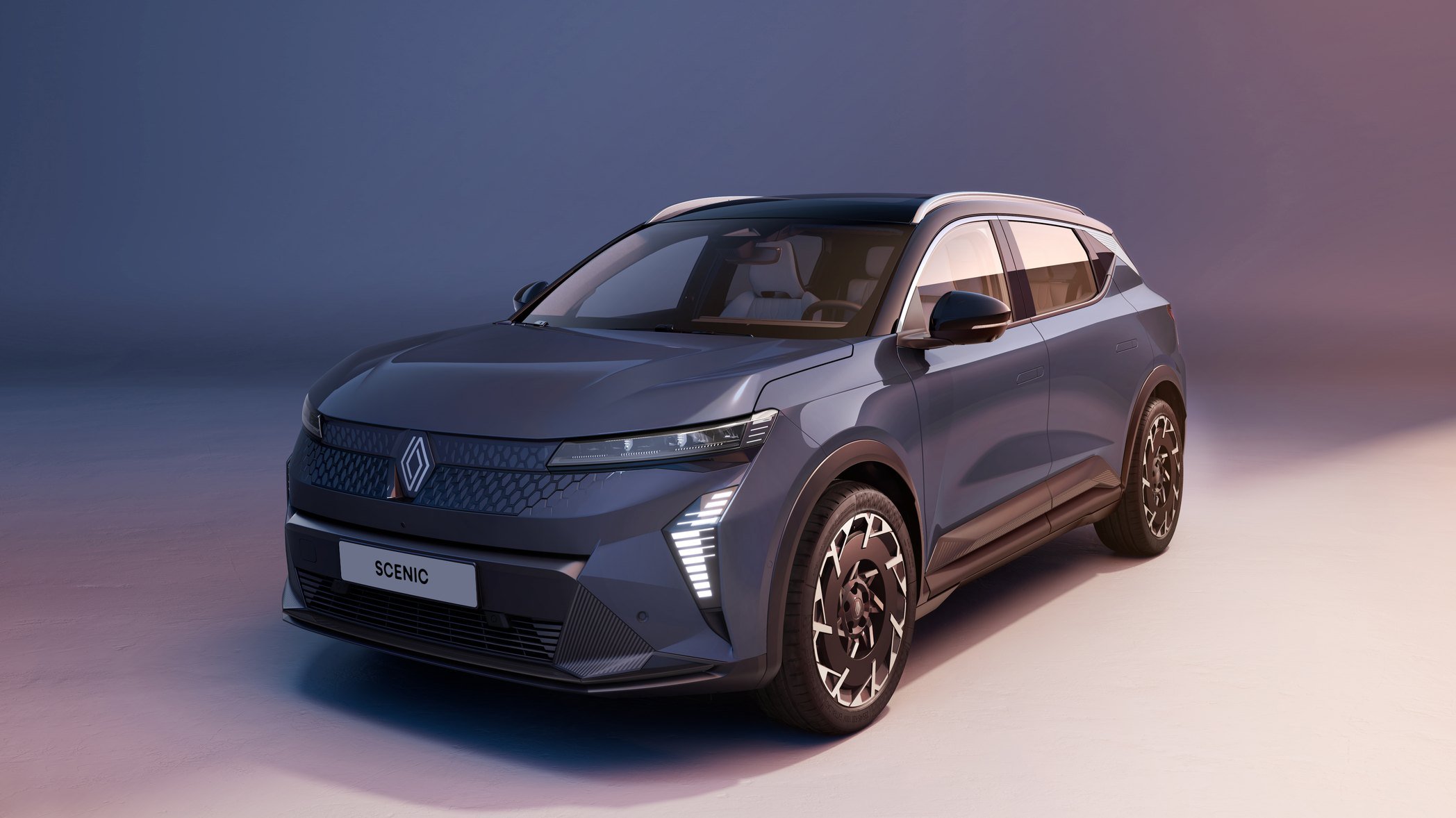 Renault Scenic E-Tech uppdateras med bland annat LFP-batteri.
