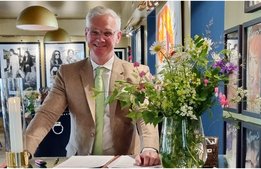 ”Jag står och stampar som en galopphäst innan vi öppnar”