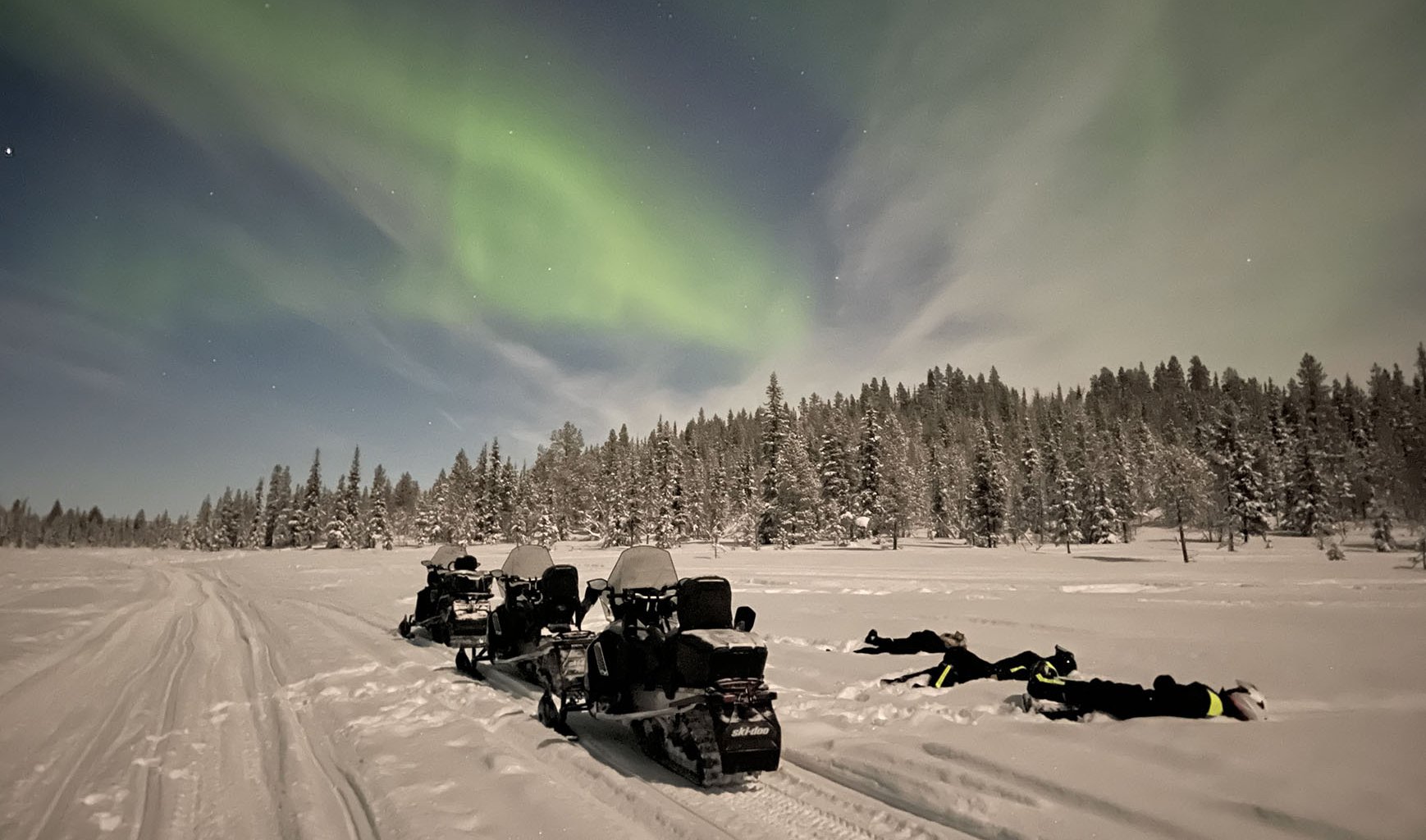 Paradise Lapland skotertur norrsken