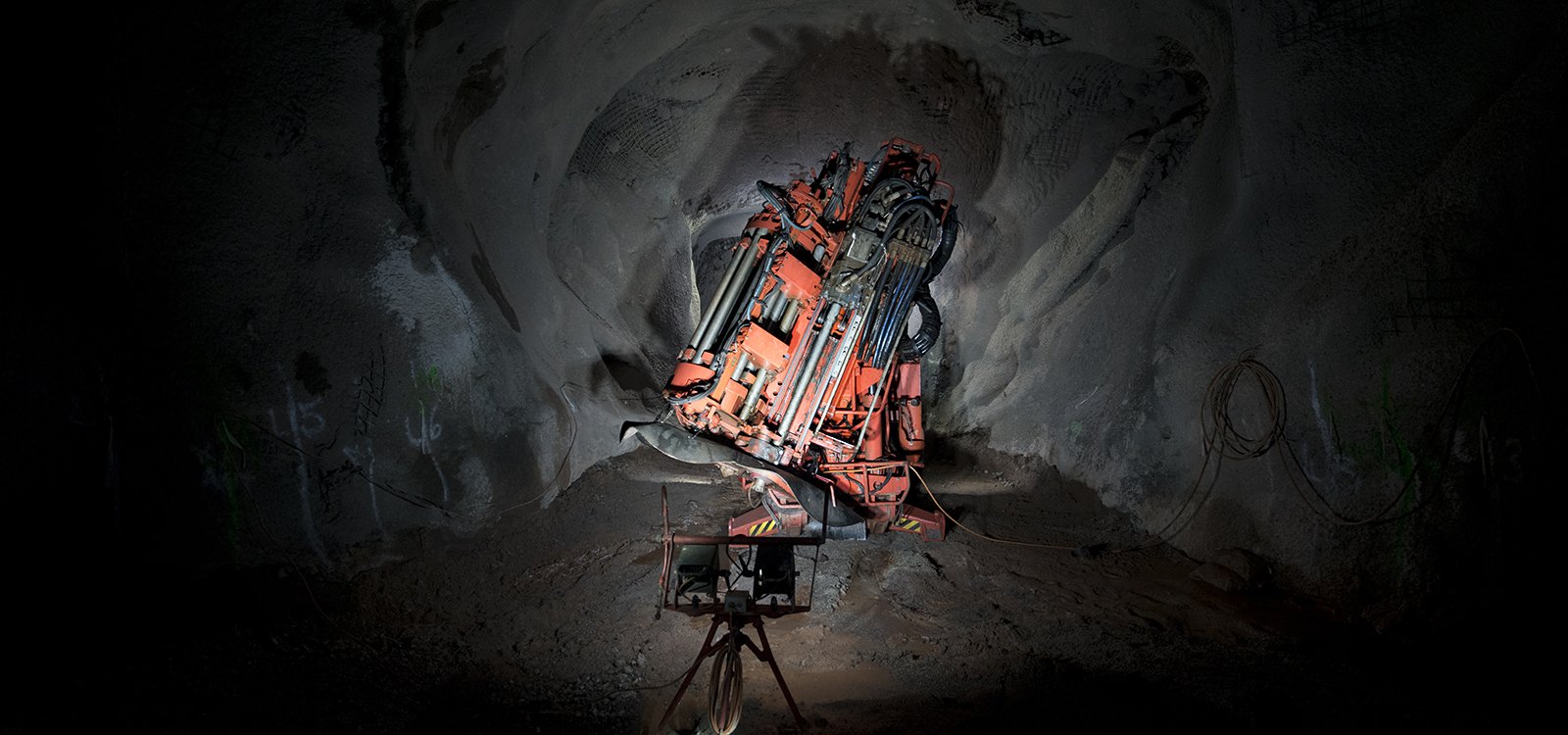 <p>The flexibility and precision of Sandvik DL411 keeps operatinos at Pinos Altos on time and safer.</p>