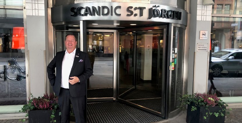 Göran Nilsson flyttar från norr till söder för sin nya tjänst som hotelldirektör på två av Scandics hotell i Malmö. Foto: Privat