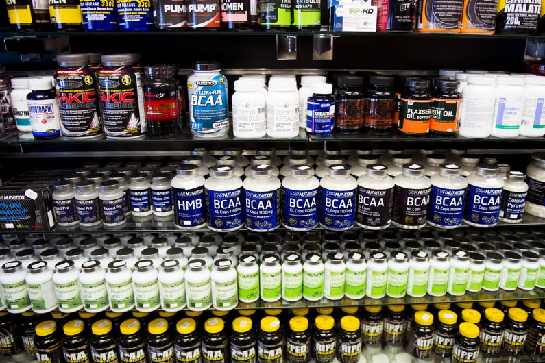 Kreatintillskott: En nyckel till ökad explosivitet, snabbhet och styrka för hockeyspelare?