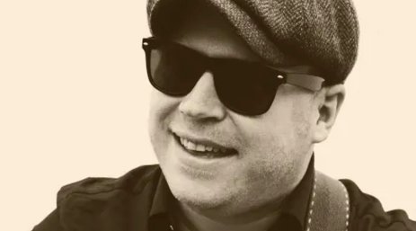 Dalarnas humorstolthet till Hudik – Billy Opel klar för Hudikkalaset!